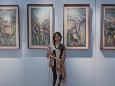 廈門新銳美女藝術家上美西舟亮相2019中國(廈門)國際收藏投資博覽會，專業會務服務護航藝術之旅
